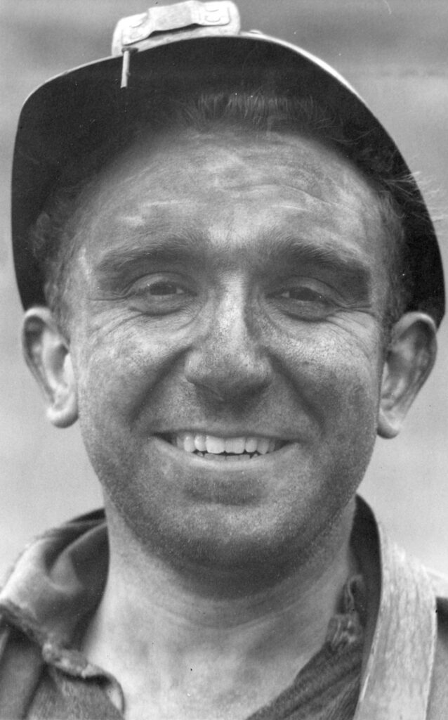 1527084745-DE PR Welsh Miners 003