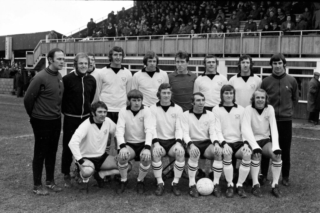 1538649731-DE28042 (PS) Hereford United Players – Heads Ricky George and Team shot 31 1 1972 001 copy