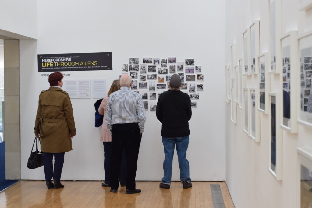 1543492403-Dementia group at DE hop photo exhibtion, Courtyard 2018 2